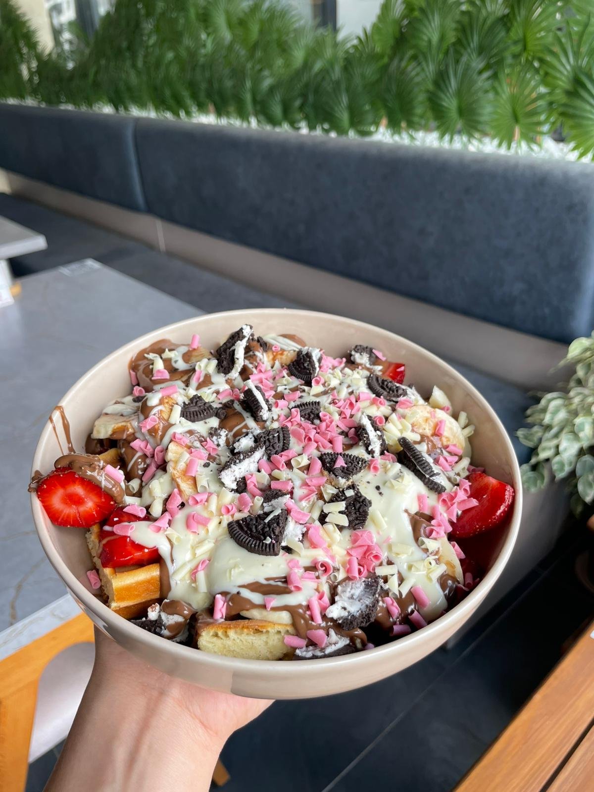Aura Waffle Bowl