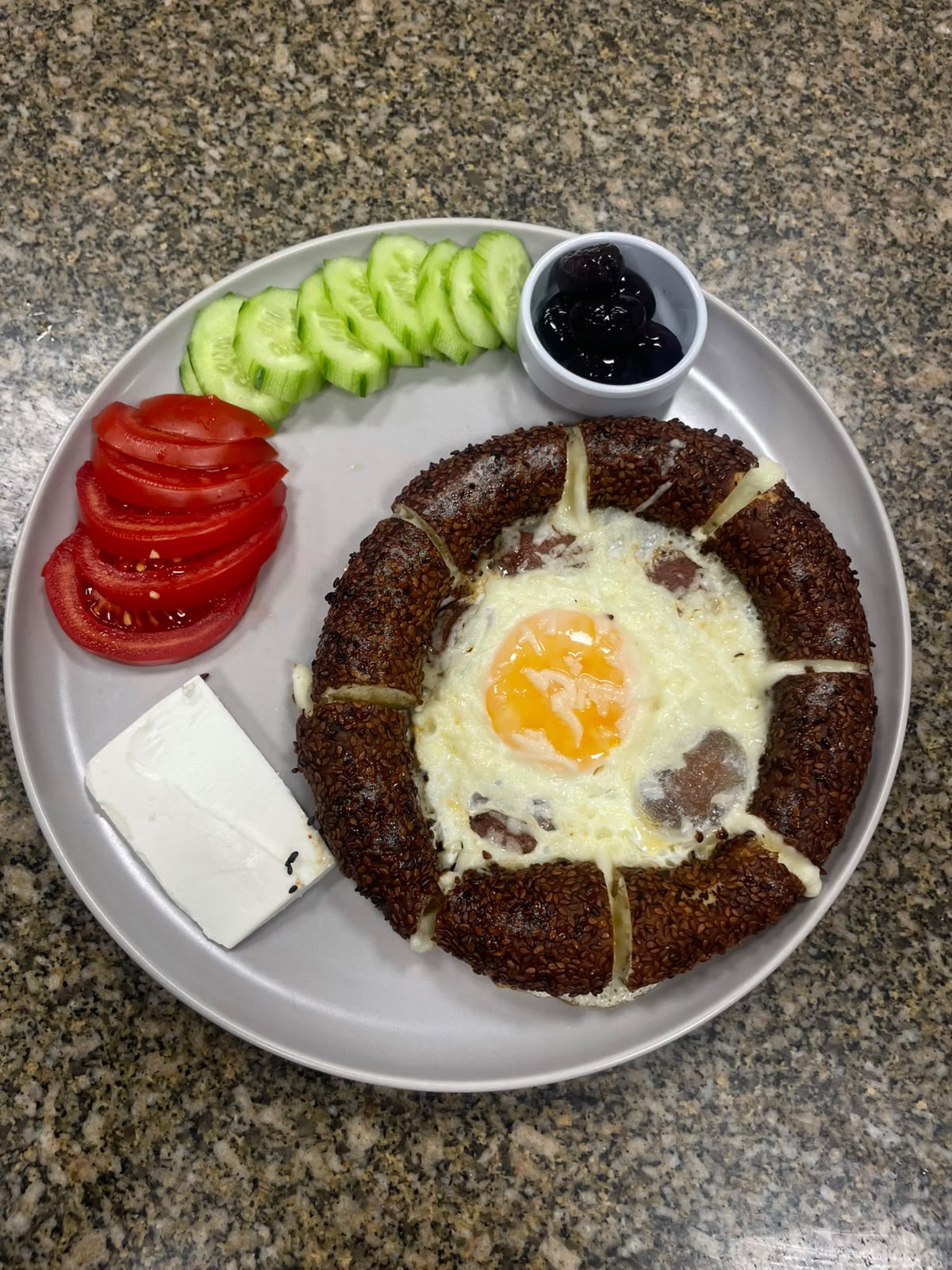 Sucuklu Simit Tabağı